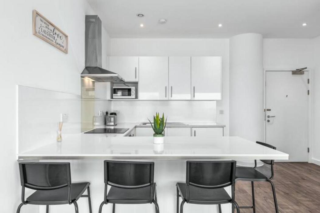 Delta 2 Bedroom Flat In London Dp102 Кройдон Экстерьер фото